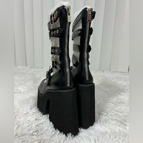 TRICKZ N’ TREATZ Batty Nights Faux Leather Platform Mary Janes Bat Buckles 9 - Picture 5 of 11